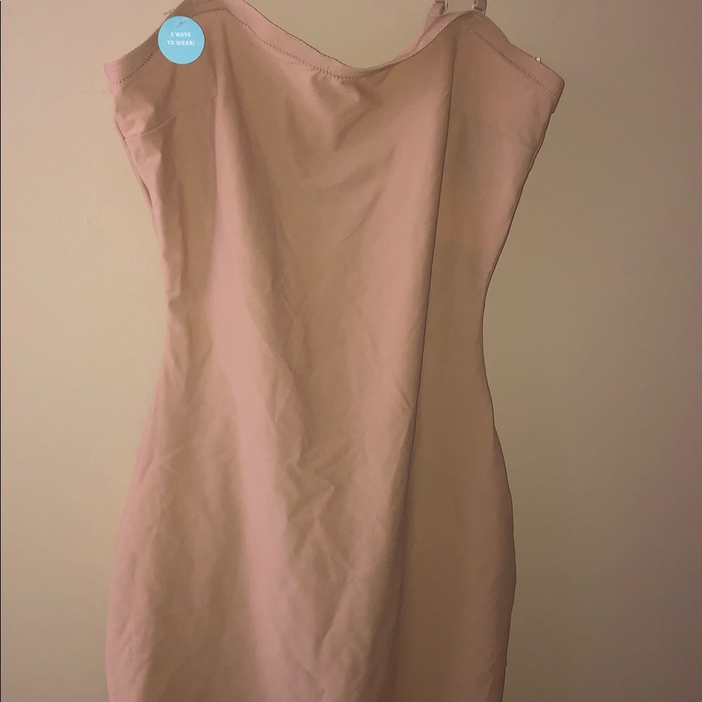 Contouring slip shapewear